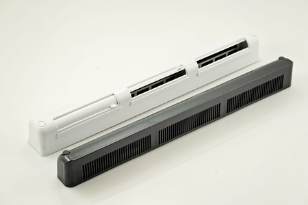 Nawiewnik automatyczny, z manualną regulacją i czerpnią akustyczną, typ VT301