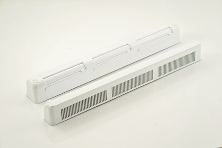 Nawiewnik z manualną regulacją i czerpnią akustyczną, typ VT401